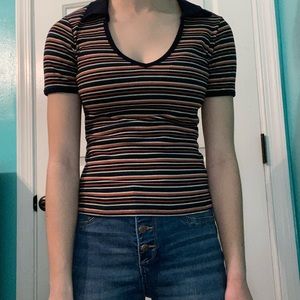 Collared V-neck American Eagle shirt